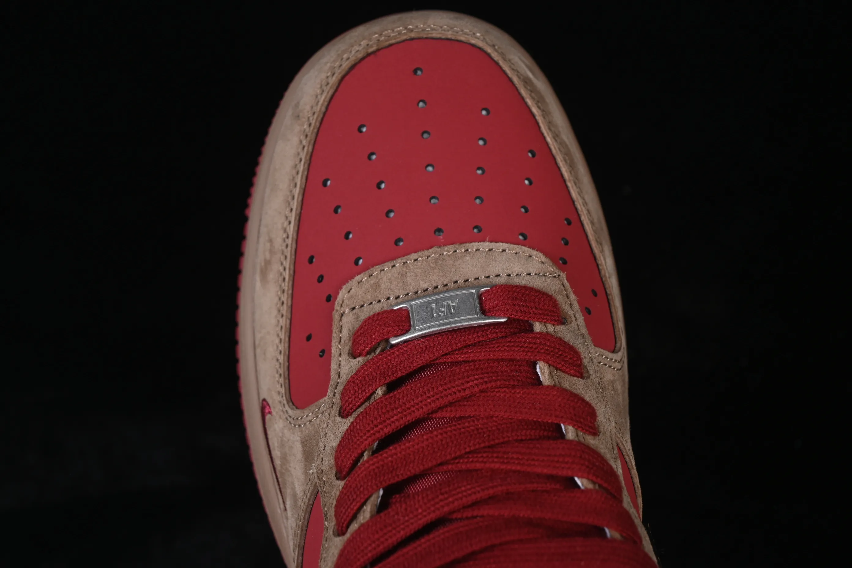 All categories Nk Air Force 1 Air Force series Nk Air Force 1 Low Air Force low-top Nike Air Force 1'07 Low Year of the Horse limited edition red suede Air Force 1 low-top casual sneakers XD0028-009